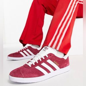 Men suede Adidas Gazelle Sneaker